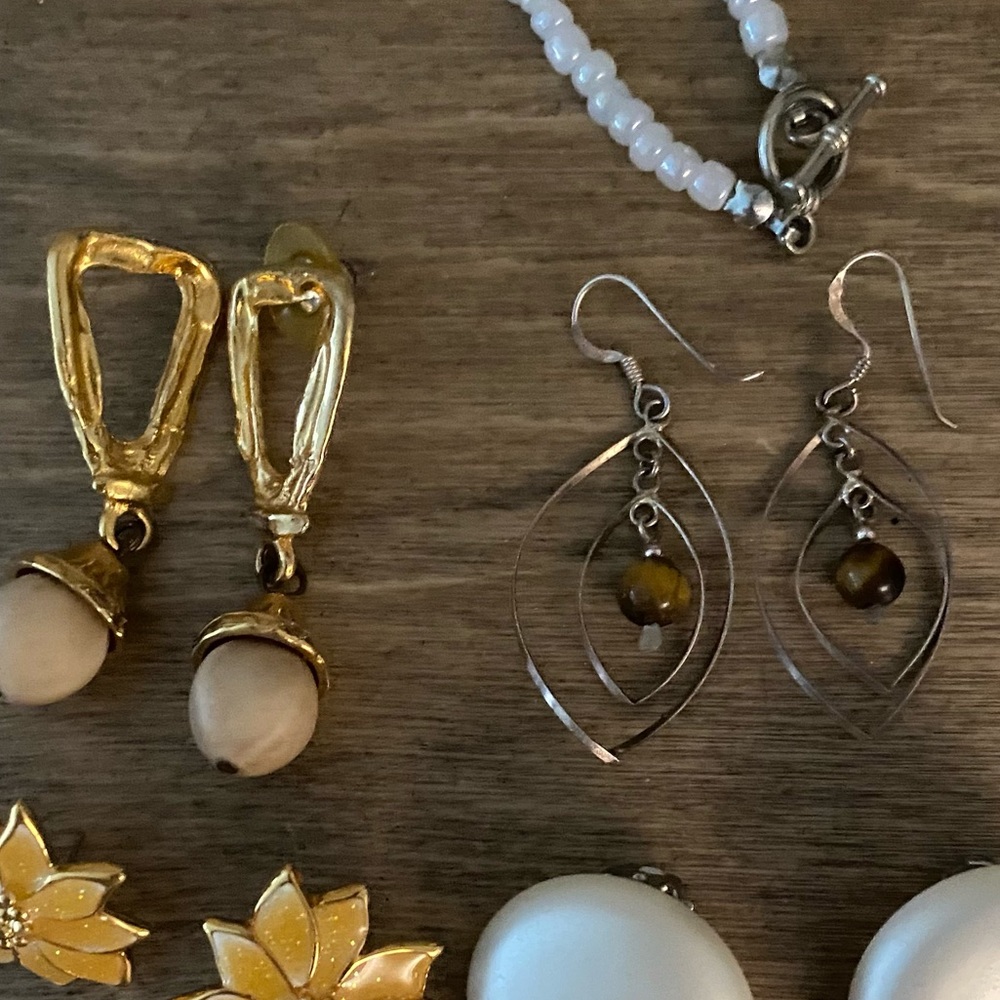 Vintage Jewelry Lot - Picture 10 of 10